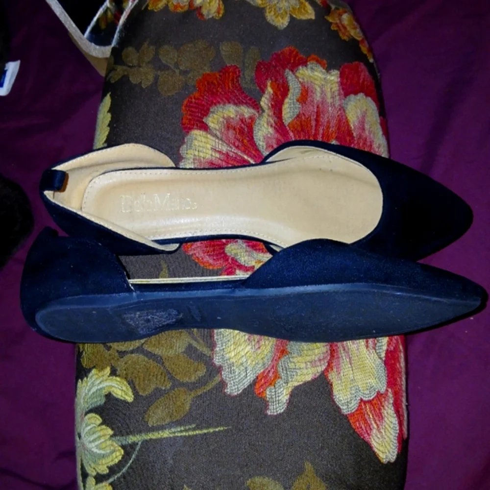 🎈Bella Marie🎈 BUY 1 GET 1 🆓🎈 D'Orsay Flats Sz9 - Picture 9 of 11